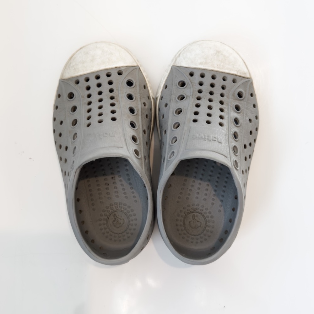 Native Shoes Gray Jefferson Size 6 Toddler